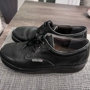 Memphesto shoes